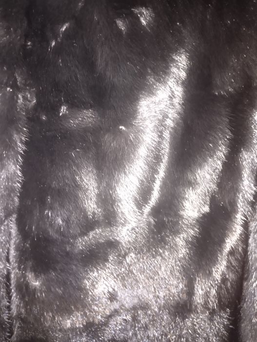 Шуба норковая       .