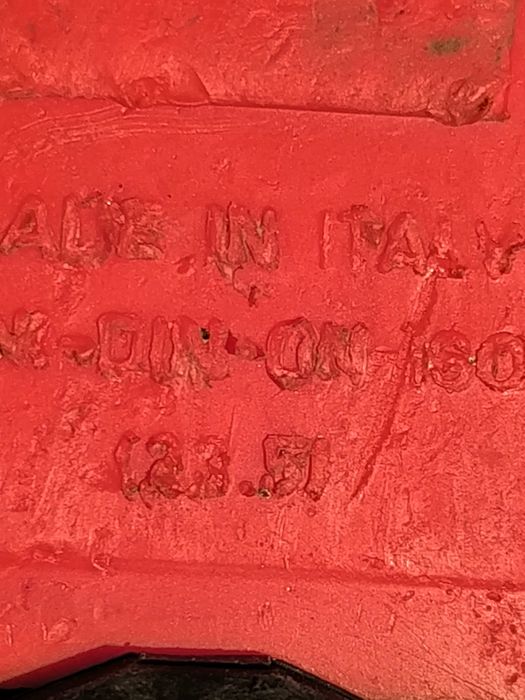 Ски и ботуши към тях