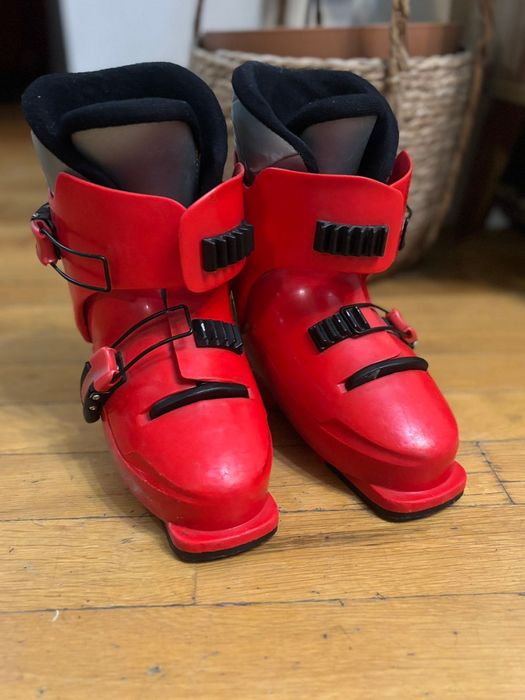 детски ски обувки