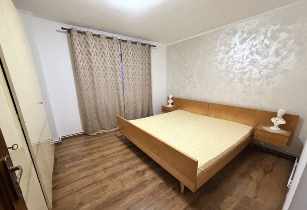 4 CAMERE Decomandat 1 Mai - Pelendava Parcul Nicolae Romanescu 98 mp Parter/4 Centrala proprie O76O 524 134