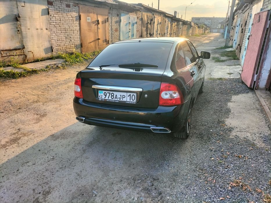 Продам Приору 13 год