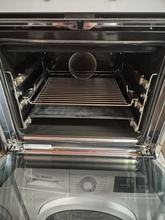 Фурна с керамични котлони Миеле за вграждане гаранция 12м