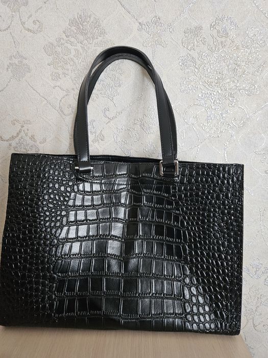 Продам сумку из натуральной кожи