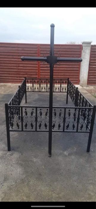 Gărduț cimitir o persoană sau două