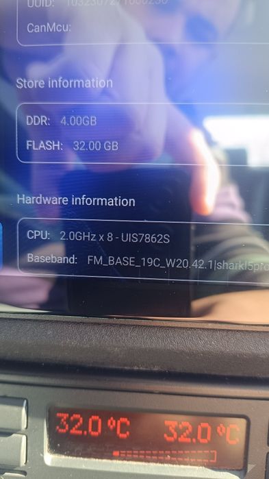 Мултимедия за Е39 4ГБ, сим карта