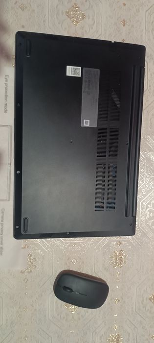 Lenovo noutbuk yangi