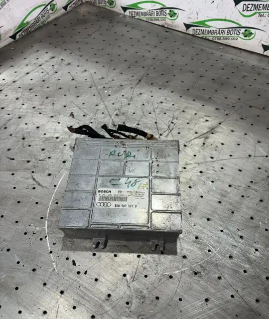Calculator motor ECU 8D0 907 557 B Audi A4 1996 1.6 MT (101 hp)