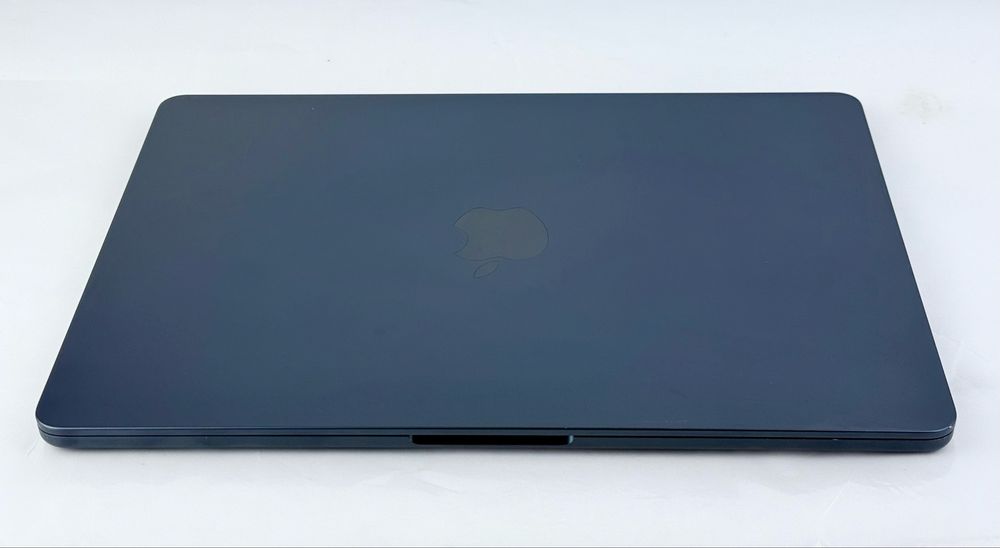 Apple MacBook Air 13 M2 8RAM 256GB Midnight 100% Батерия! Гаранция!