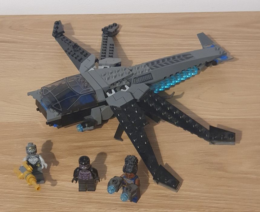 Lego Marvel Nava libelula a panterei negre  76186