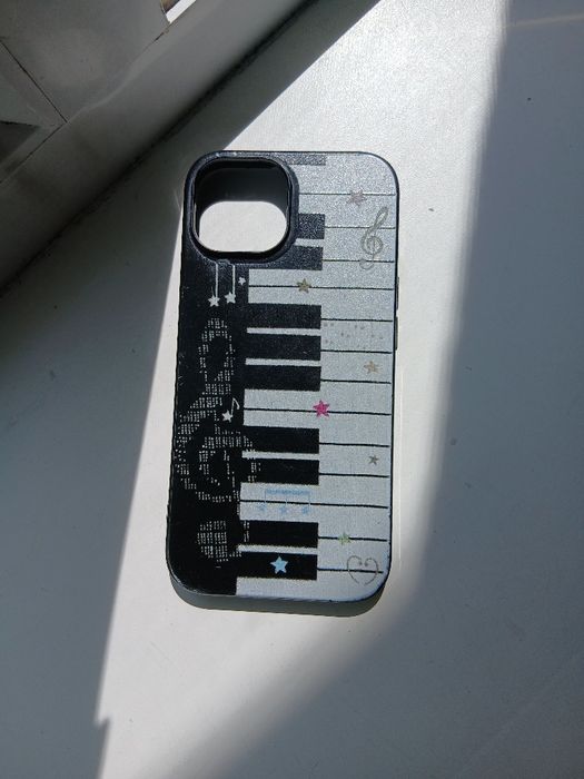 Чехлы IPhone 15.