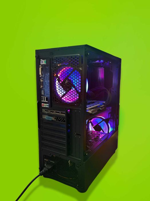 PC Gaming Xeon 1231 v3 (i7 4770) 16GB ram RX 570