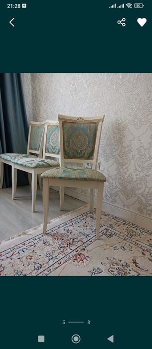 Продаю стол со стульями