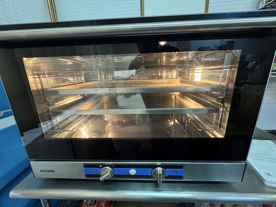 Cuptor profesional PROOVEN PF7504 – Fabricat în Italia – An 2021