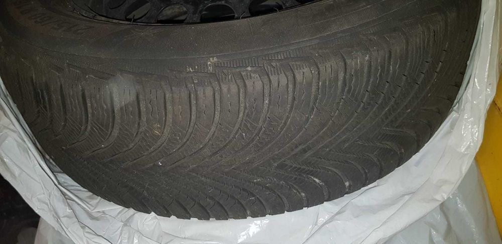 Зимни с оригинални джанти 5x112 Мишелин Алпинза Шкода Суперб 215 60 16