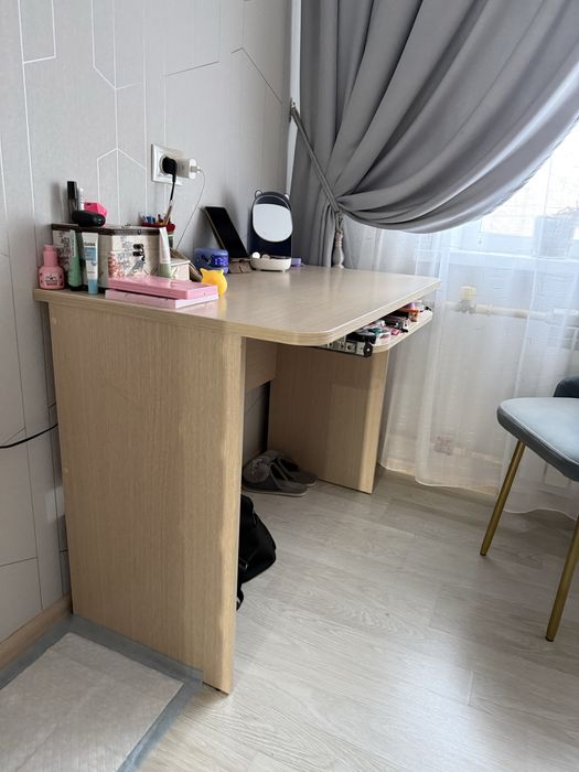 Продам мебель в спальню/детскую