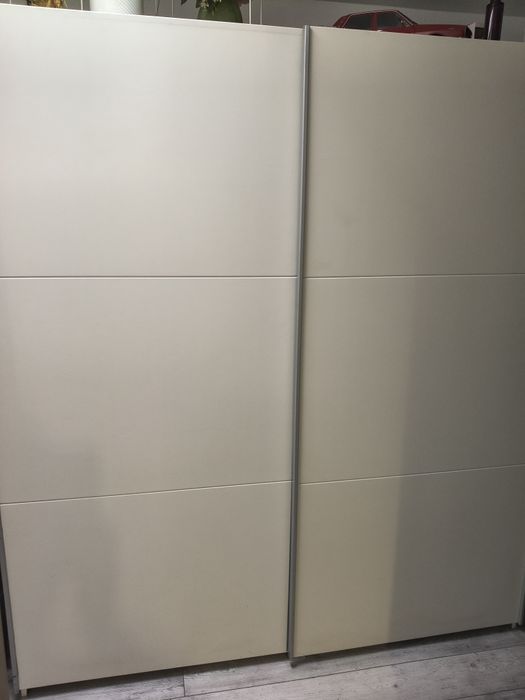 Sifonier uși culisante