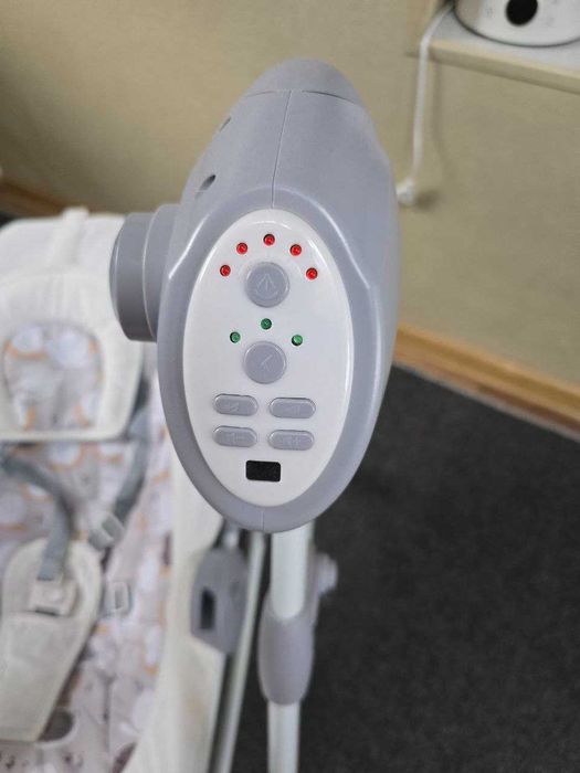 продается люлька=качалка=шезлонг