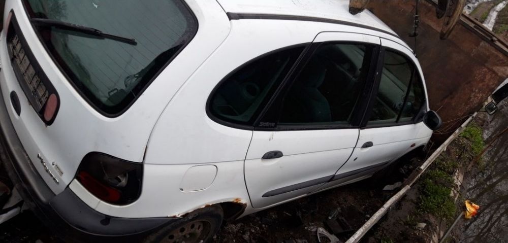 Рено Megane Scenic 1,9 DTI 99g./1.6i 1996