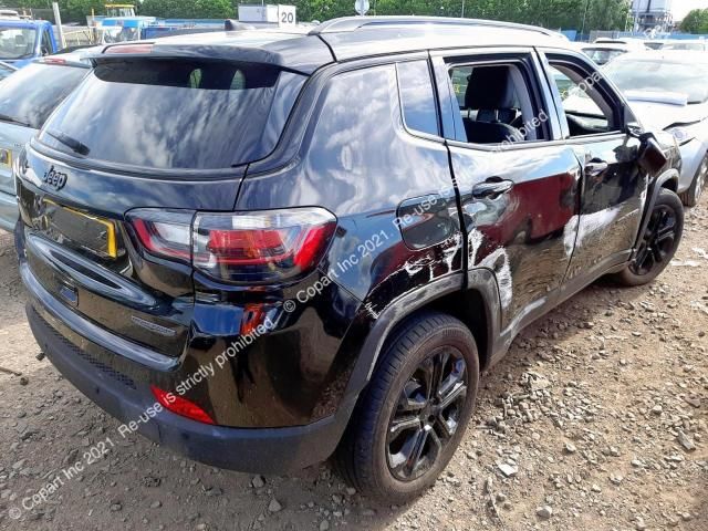 Dezmembrez Jeep Compass 2 facelift
