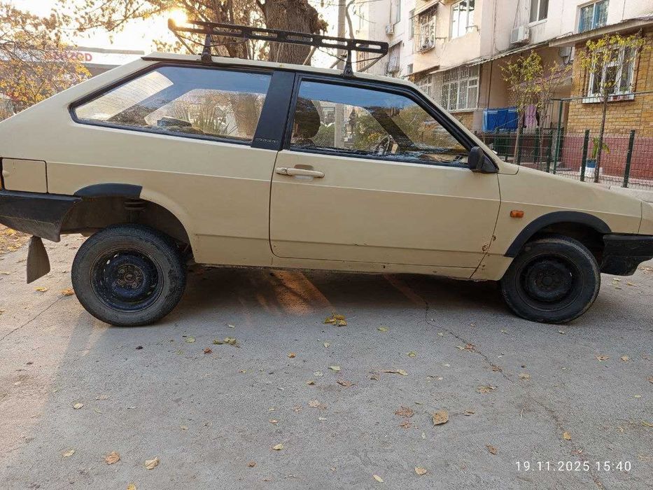 автомобиль ваз 2108
