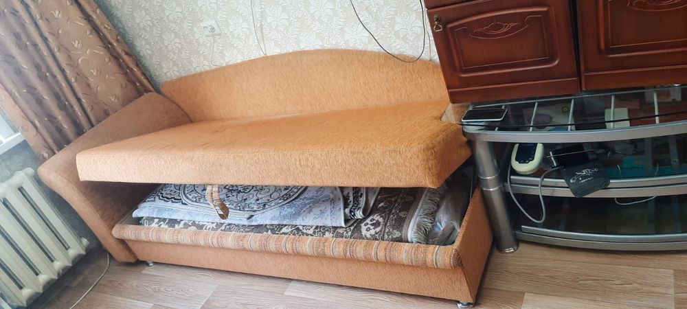 Диван в отличном состоянии