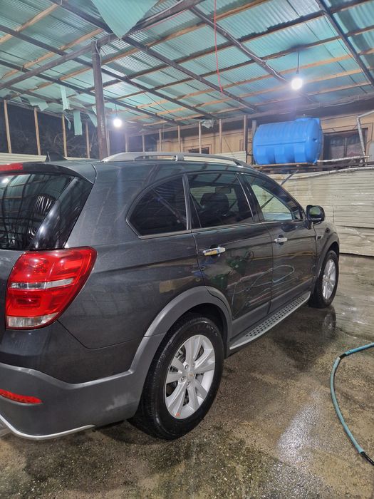 Продаётся Каптива 4 краска родная.