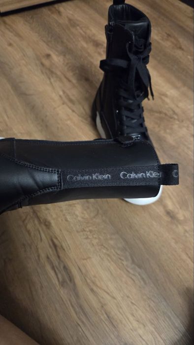 Боти Calvin Klein
