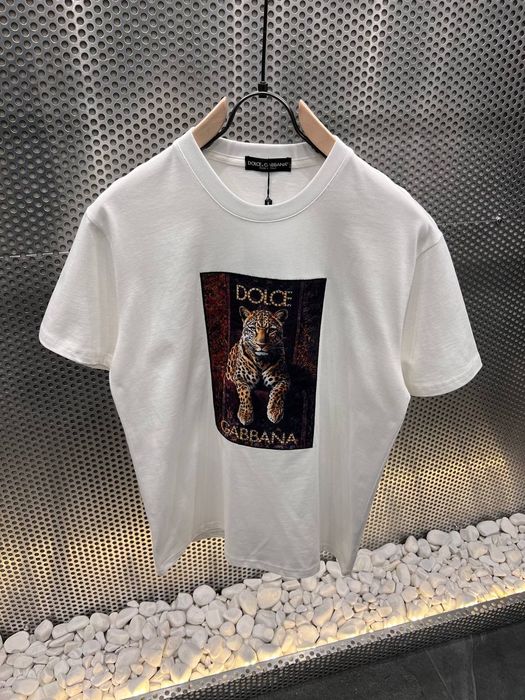 Мъжки тениски различни модели