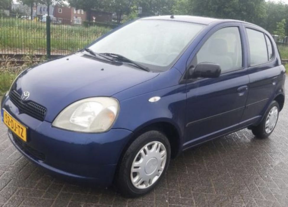 Toyota yaris 1.0 i vvti на части