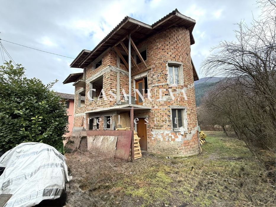 Къща в с.Искрец, гр.Своге