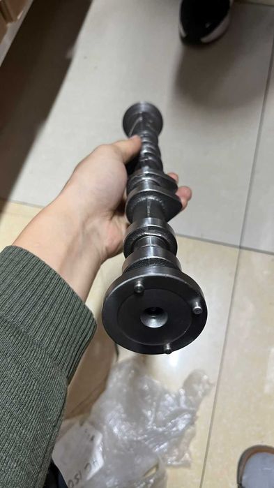 Распредвал на Nissan YD25