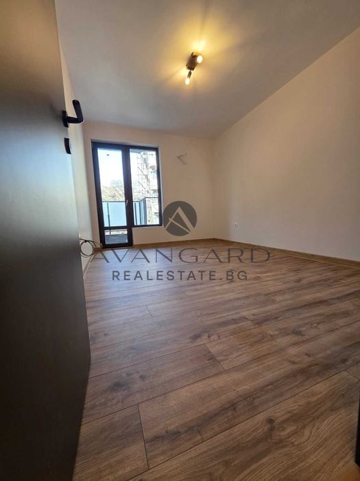 Продава се Двустаен апартамент в Пловдив, Кършияка - 68 кв.м за 1125 €/кв.м - Снимка #3