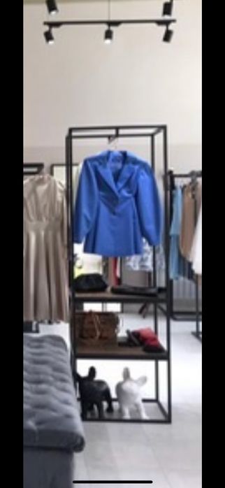 Рейл-стеллаж в стиле лофт