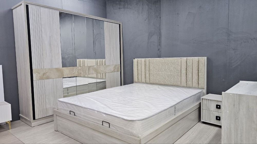 Har xil turdagi mebellarni terish xizmati mavjud