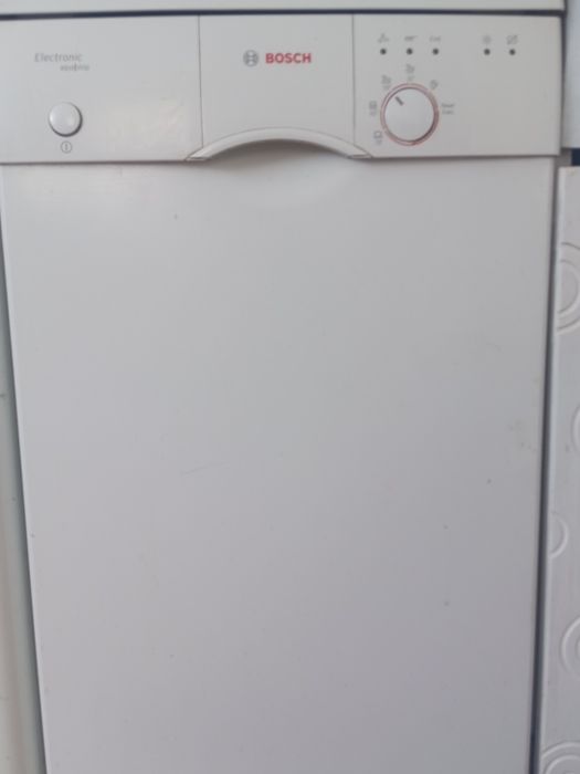 Посудомоечная машина марки BOSCH