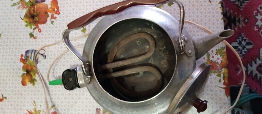 3 различни чайника от 1980-84г