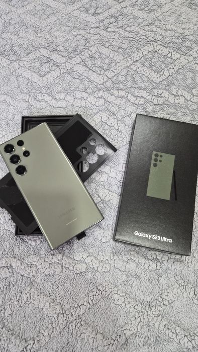 Продам Samsung s23 ultra.