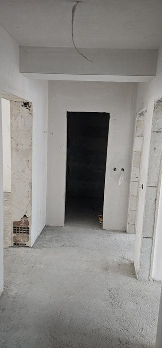 НОВ тристаен апартамент