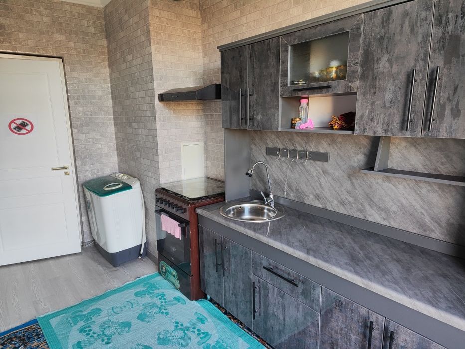 Yunusobod 13-kvartald  2 xonali Uy sotiladi