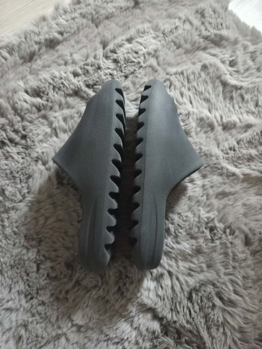 Чехли Adidas Yaezi