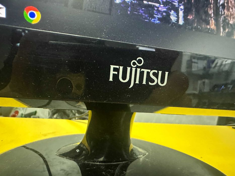 Компютърен мониторFujitsu L line SL22W-1  55,9 см (22") 1680 x 1050