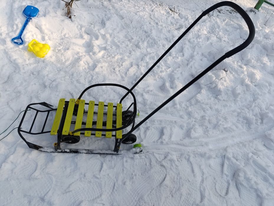 Санки с колёсами