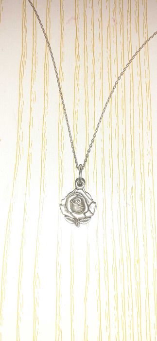 Colier deosebit din argint