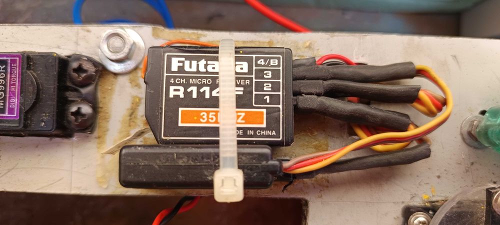 Лодка за захранка