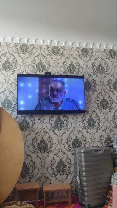 Телевизор смарт тв в хорошем состоянии
