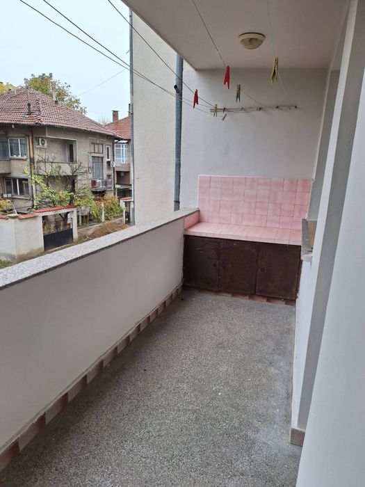 Давам под наем без посредник апартамент 80 кв.м тухла