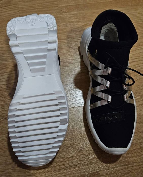 Маратонки   NAWI