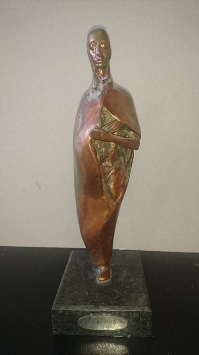 Изключителна скулптура ,бронз !