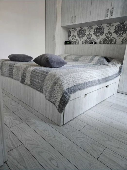 Vând apartament 3 camere Nufarul