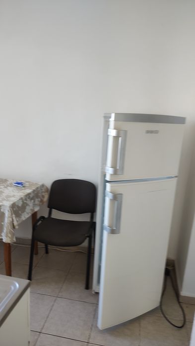Închiriez apartament 2 camere zona Casa Sindicatelor/ Piata Nicolina